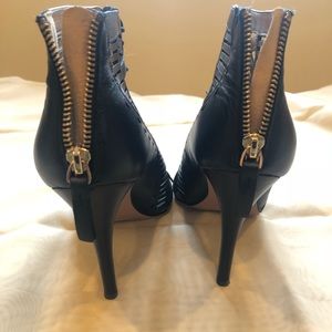 Black Nine West Sandals size 7